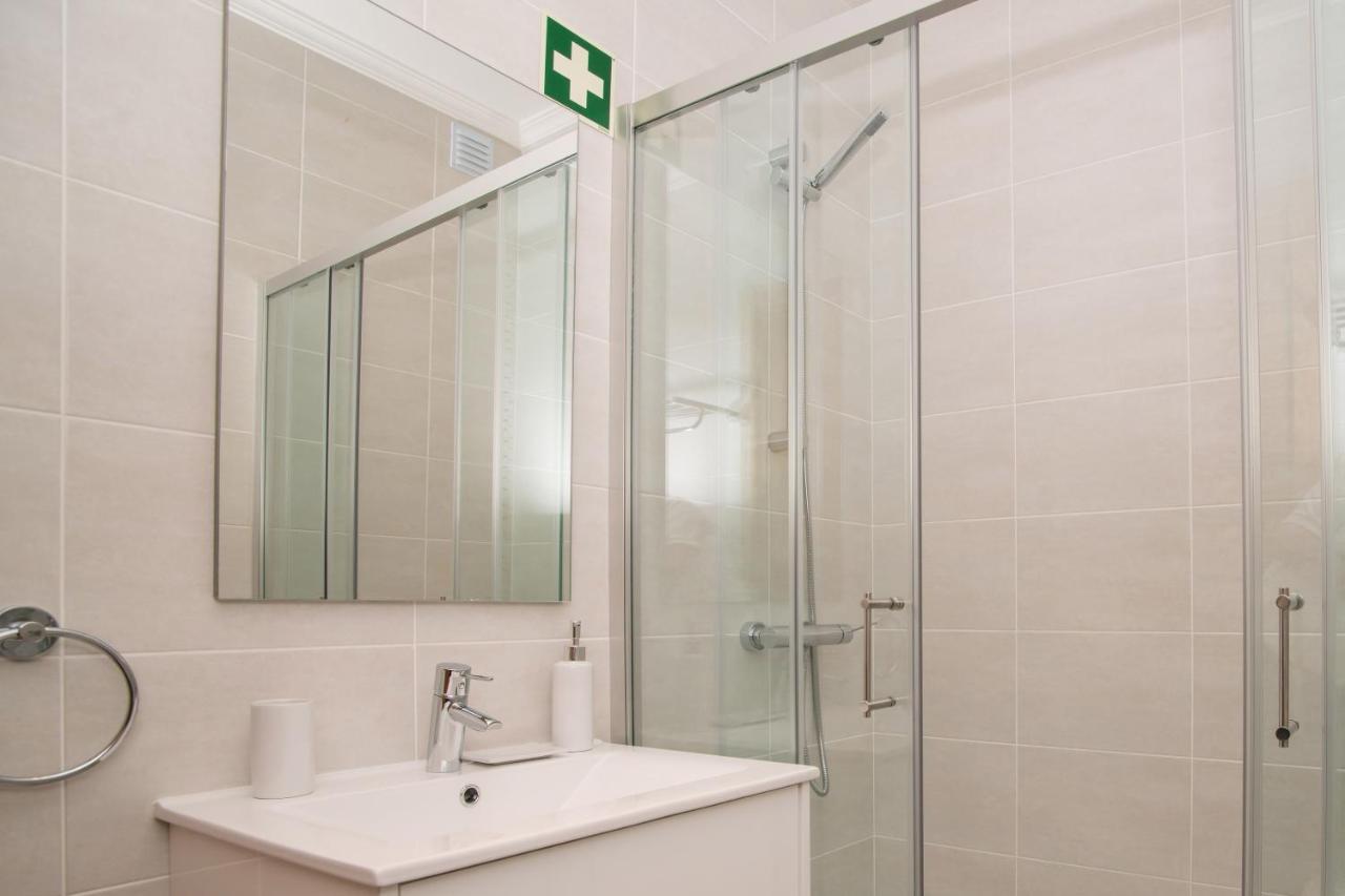 Central Modern 2 Bed Apartment Armação de Pêra Esterno foto
